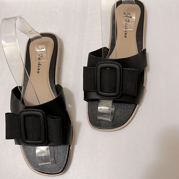 𝅺Black Buckle Slide On Sandals - Picture 2 of 4